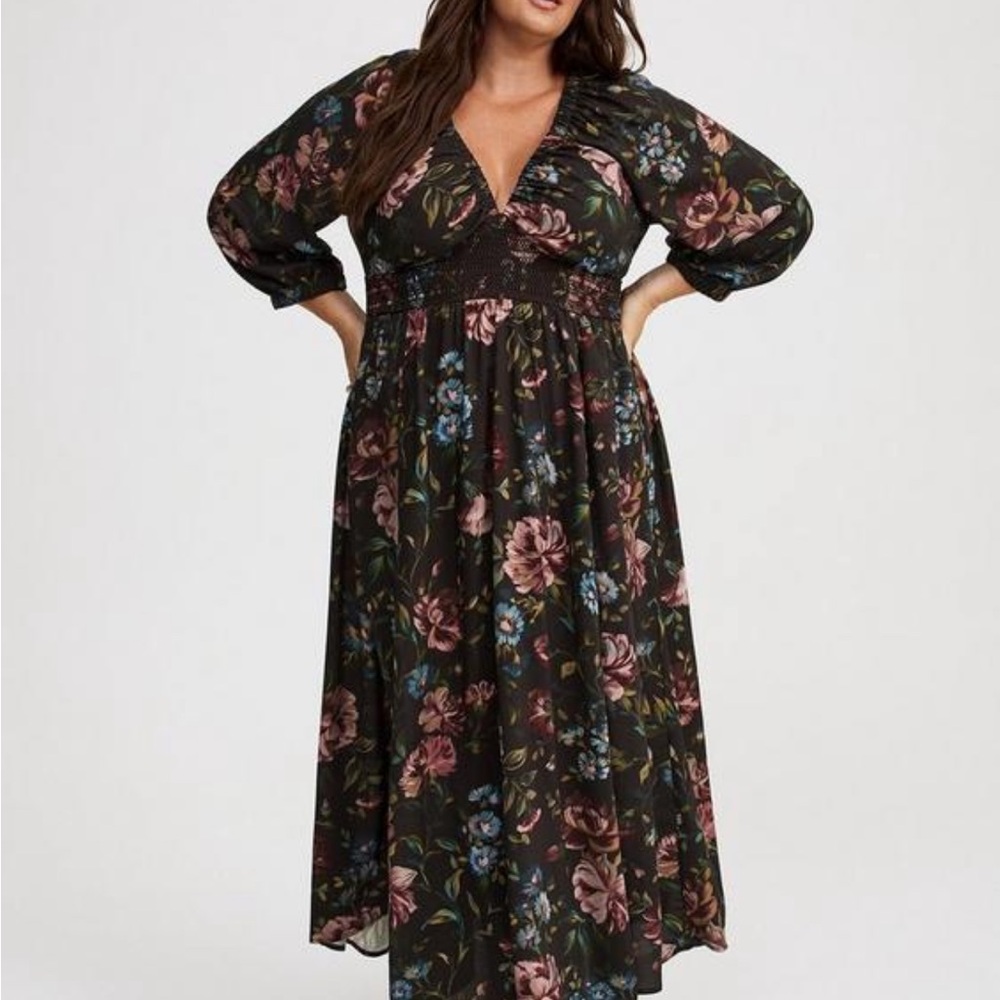 Elegant Burgundy Patterned Maxi Dress deep V neck torrid size 00
